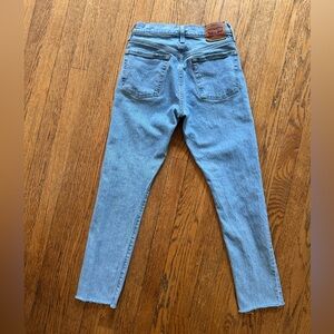 Levi's Women's Light Wash 501S Skinny Filiforme Jeans - W 26 L 30